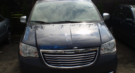 chrysler town and country